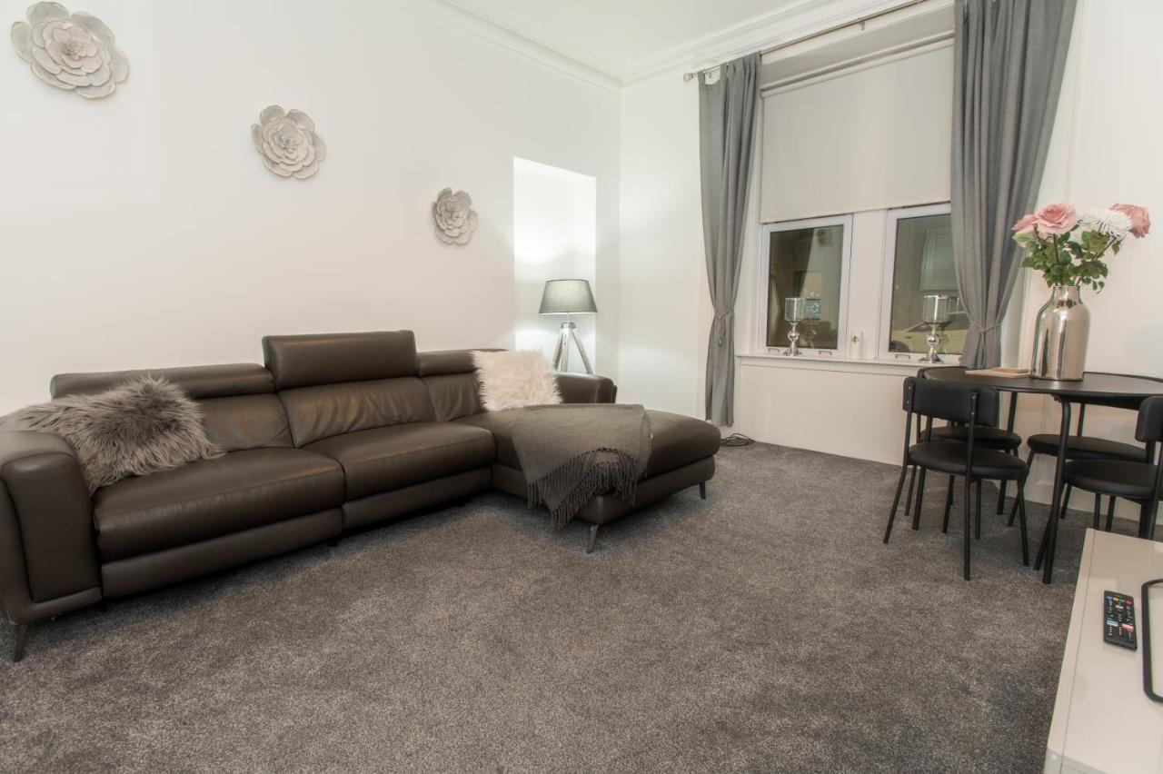 Maze Beach Getaway Lägenhet Ayr Exteriör bild